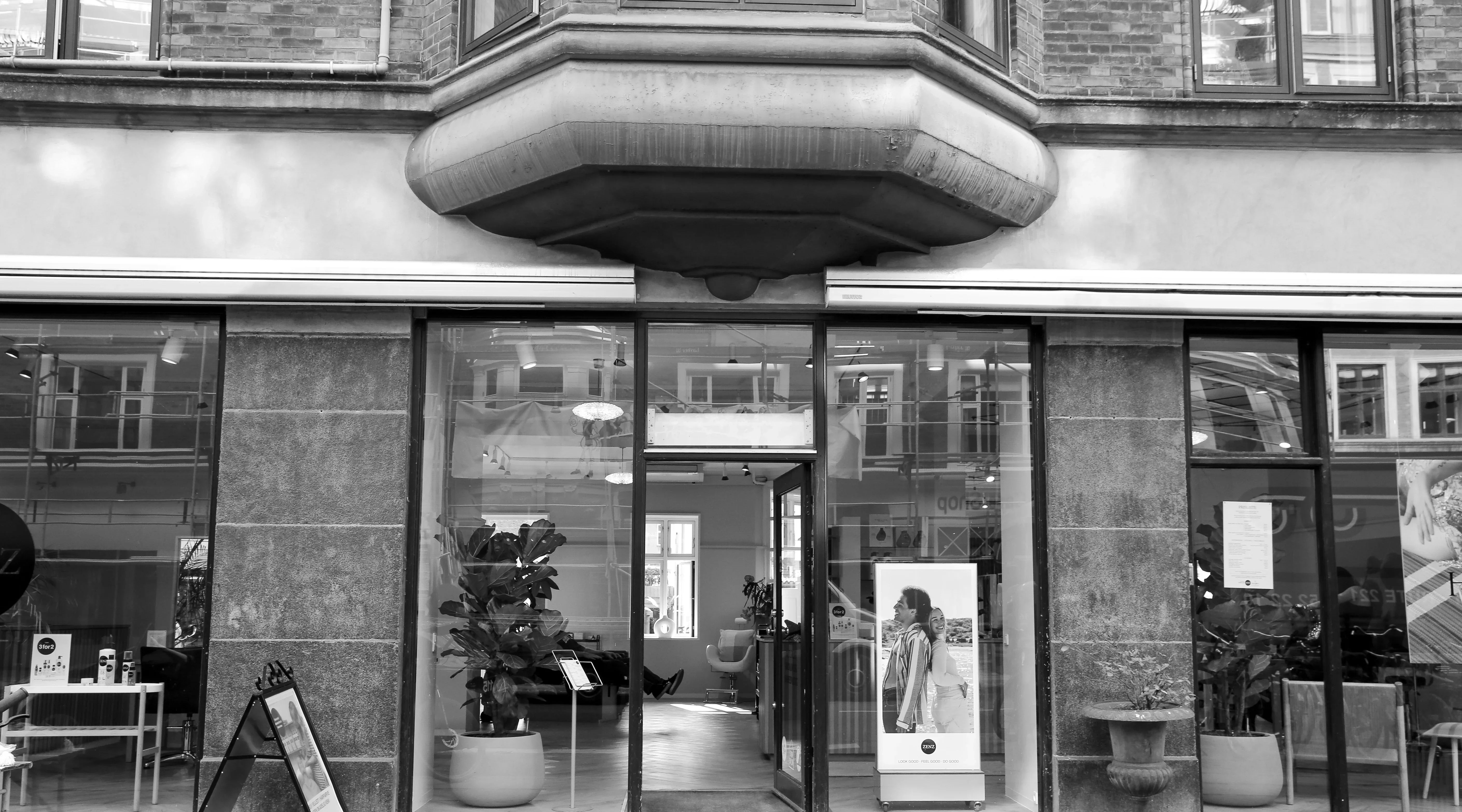 Følg vores guide – sådan plejer du dit hår mellem salonbesøg