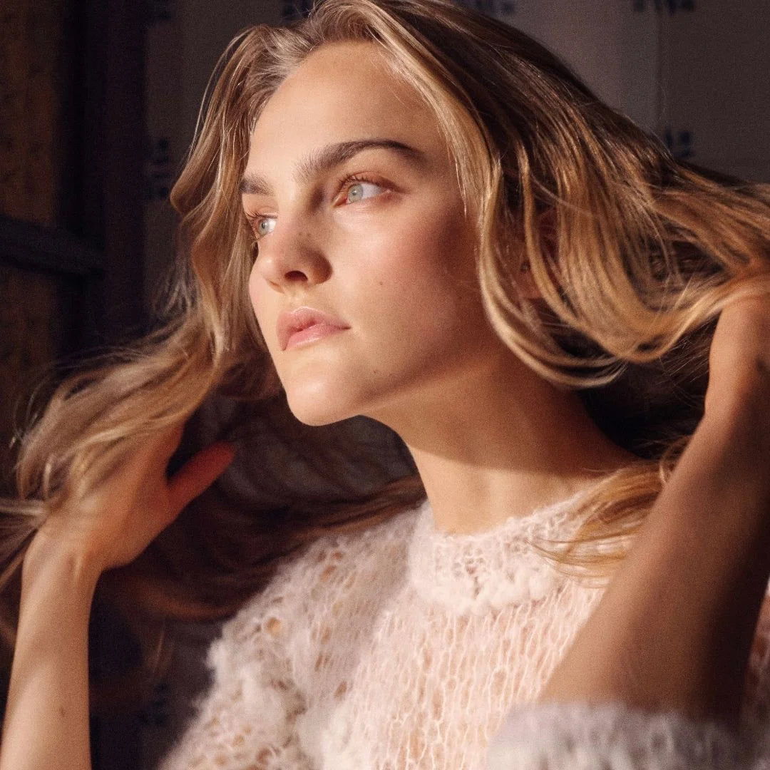Mineral Bronzer Chloe no. 30, let varm farve