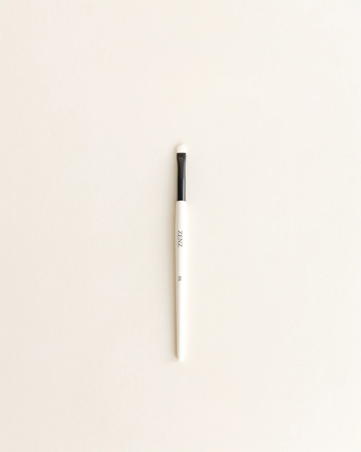 Makeup Brush 05 Brows