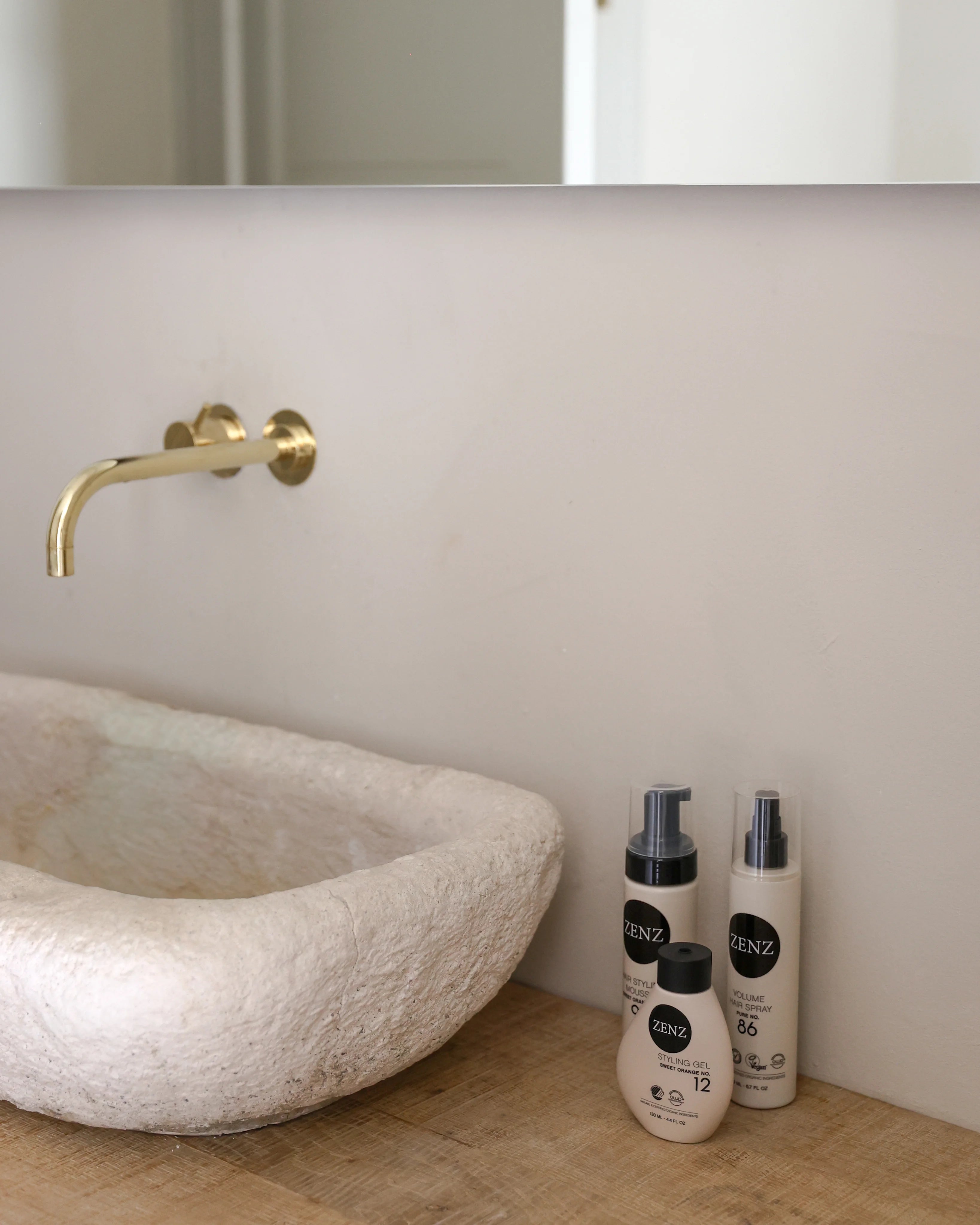 Volume Hair Spray Pure no. 86